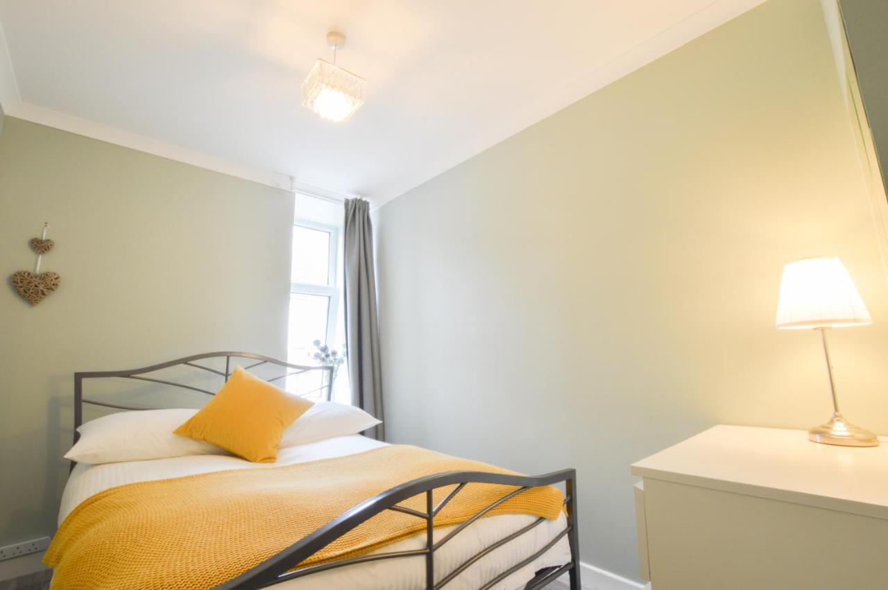 Mccaig'S Way Apartment Oban Bagian luar foto