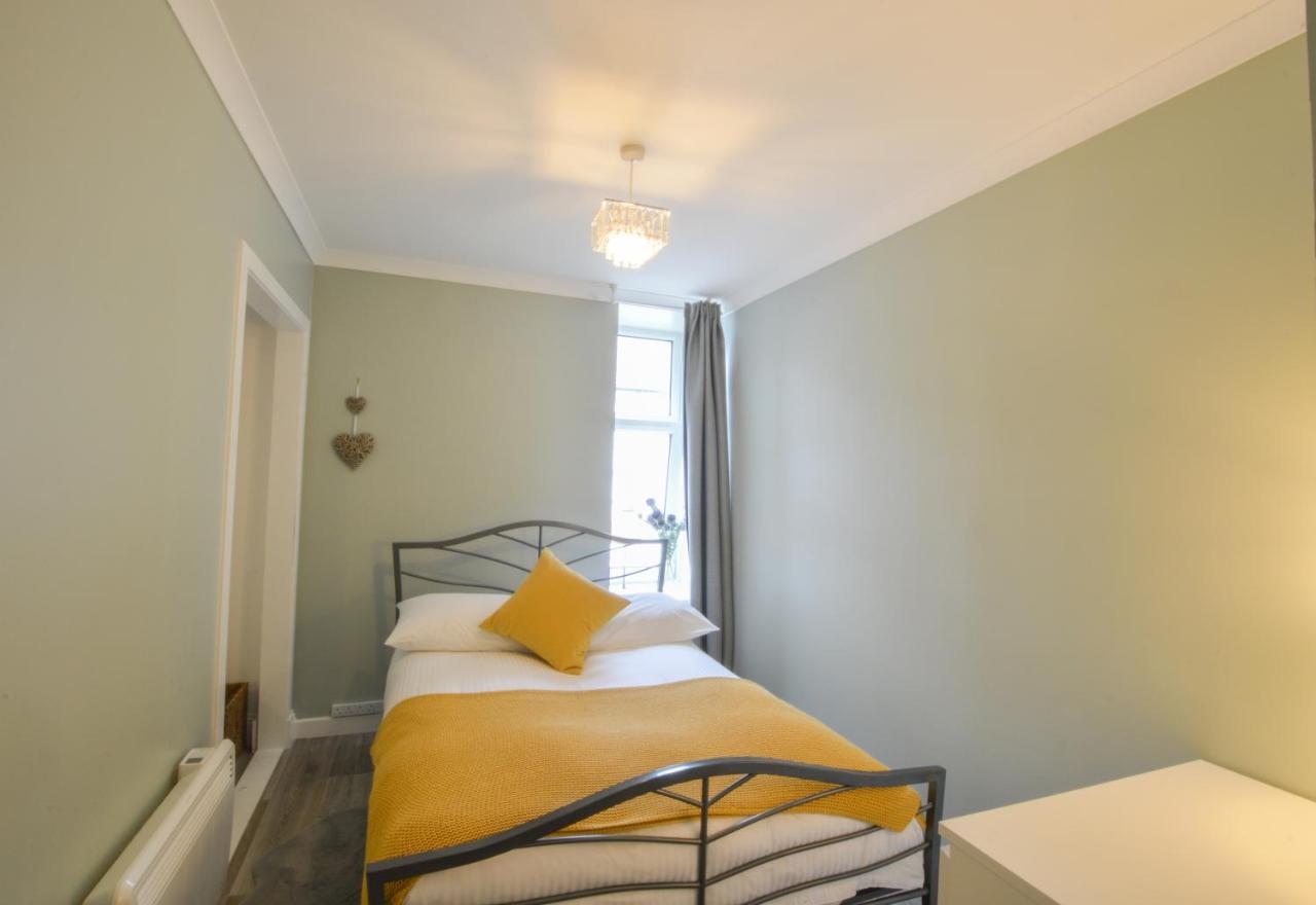 Mccaig'S Way Apartment Oban Bagian luar foto